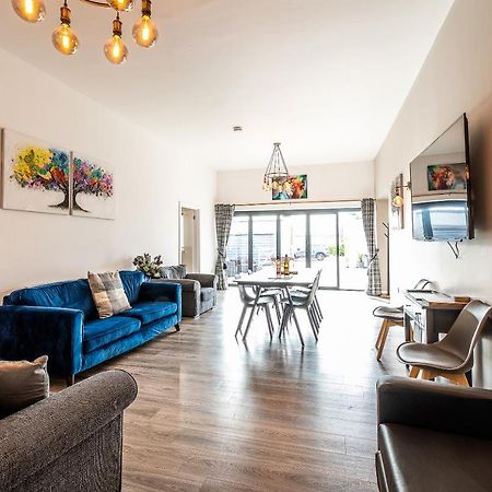 Lionheart Large Luxury Lodge - Sleeps 10- Dog Friendly,Near Sherwood Forest At Fairview Farm Nottingham Great For Family Gatherings ,Groups ,Parties 외부 사진