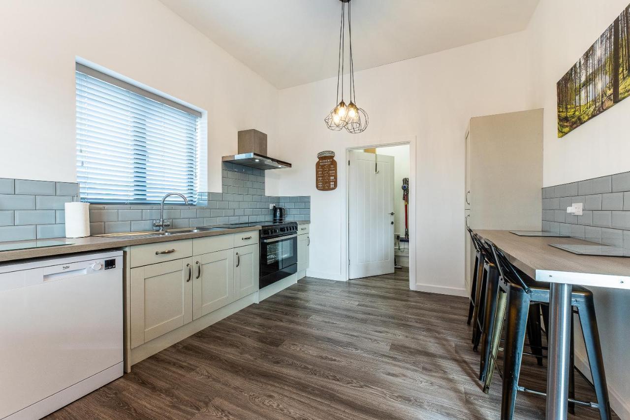 Lionheart Large Luxury Lodge - Sleeps 10- Dog Friendly,Near Sherwood Forest At Fairview Farm Nottingham Great For Family Gatherings ,Groups ,Parties 외부 사진