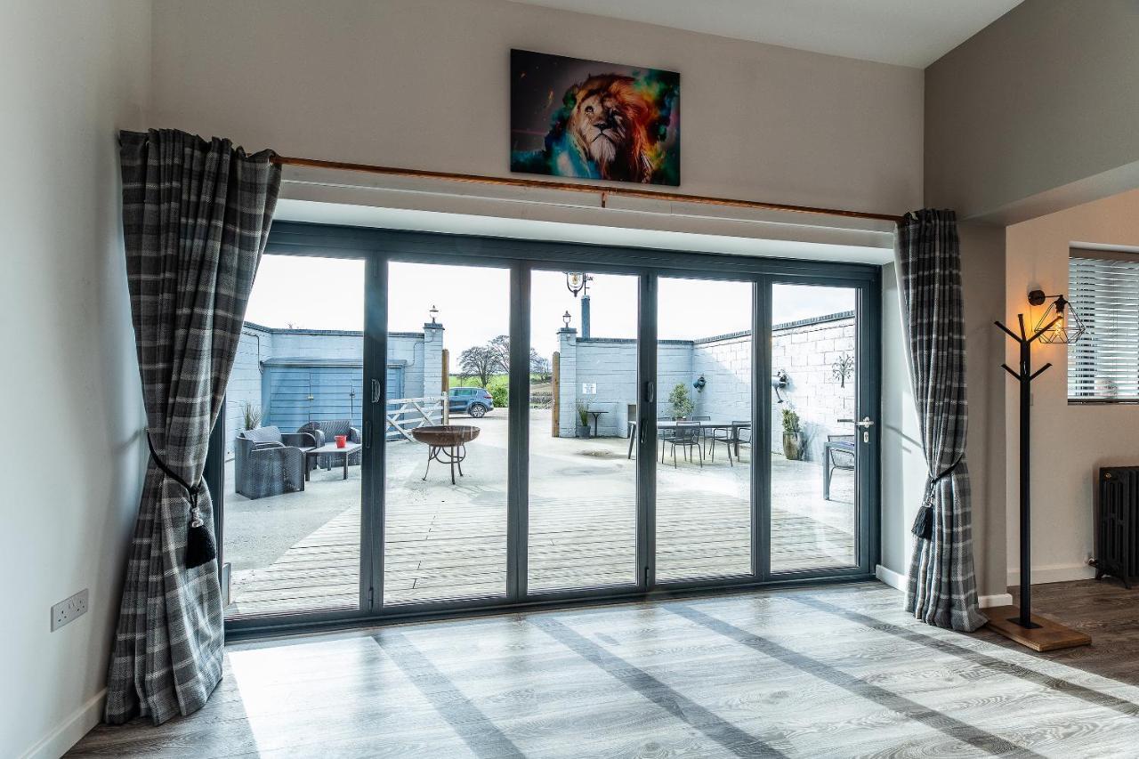 Lionheart Large Luxury Lodge - Sleeps 10- Dog Friendly,Near Sherwood Forest At Fairview Farm Nottingham Great For Family Gatherings ,Groups ,Parties 외부 사진
