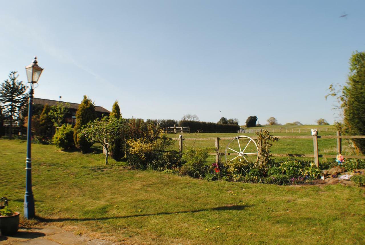 Lionheart Large Luxury Lodge - Sleeps 10- Dog Friendly,Near Sherwood Forest At Fairview Farm Nottingham Great For Family Gatherings ,Groups ,Parties 외부 사진